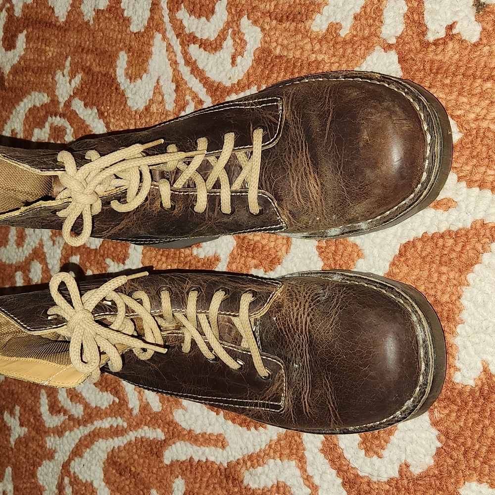Dr.Martens men's Jasper AW004 boots size 11
